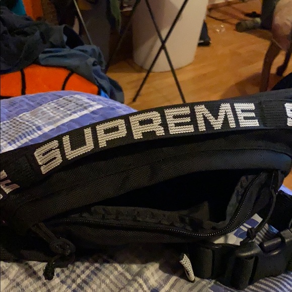 Supreme Fanny ss18 Bags